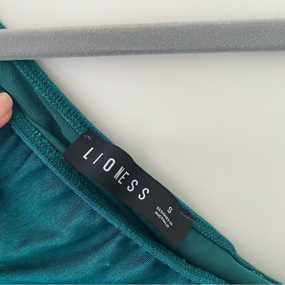 Princess Polly (Lioness) THE GODDESS MINI DRESS FOREST GREEN - Picture 4 of 4